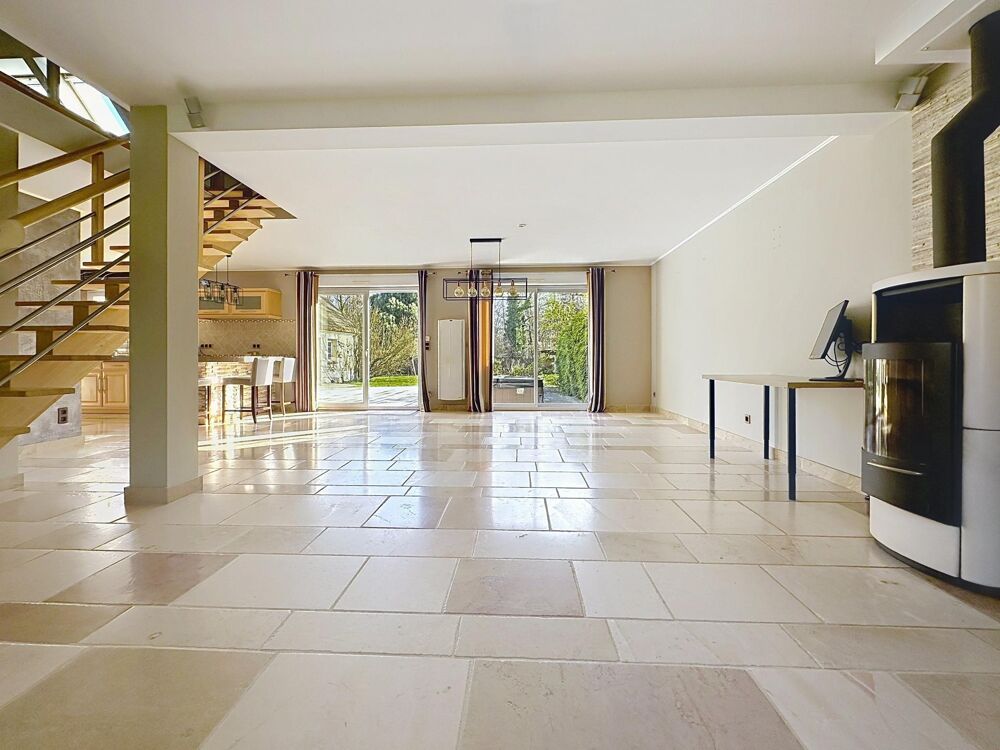 194 m² de volumes au coeur de la nature ...