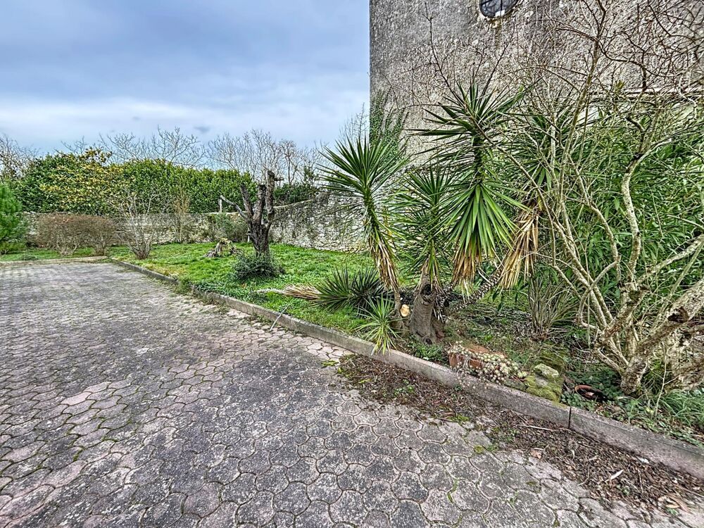 Maison de village 155 m²  Jardin 575 m²