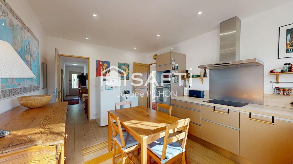 Vente Maison LE PRADET – MAISON DE PLAIN-PIED RÉNOVÉE DE 100 m² - GRAND TERRAIN – FORT POTENTIEL D'AGRANDISSEMENT Le pradet
