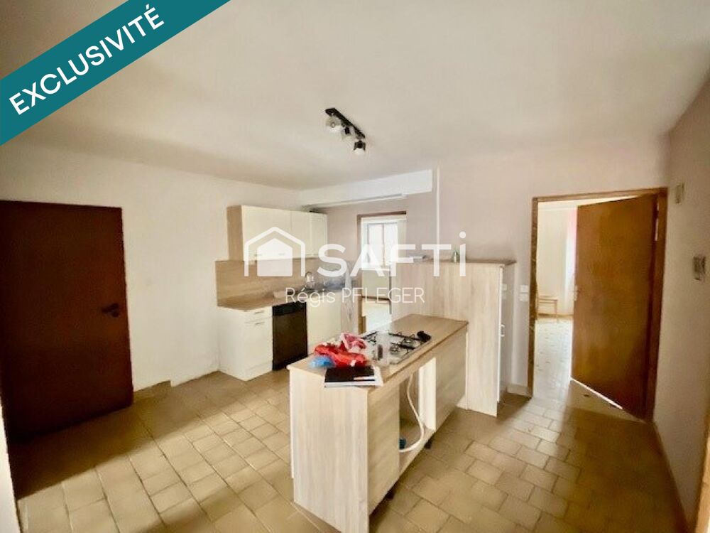 Vente Immeuble Immeuble avec local commercial de 90 m2, plus appartement 90 m2 Delle