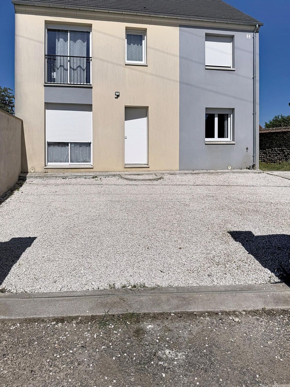 Maison 110 m2 - Terrain 416 m2 - 4 chambres - RER C et D