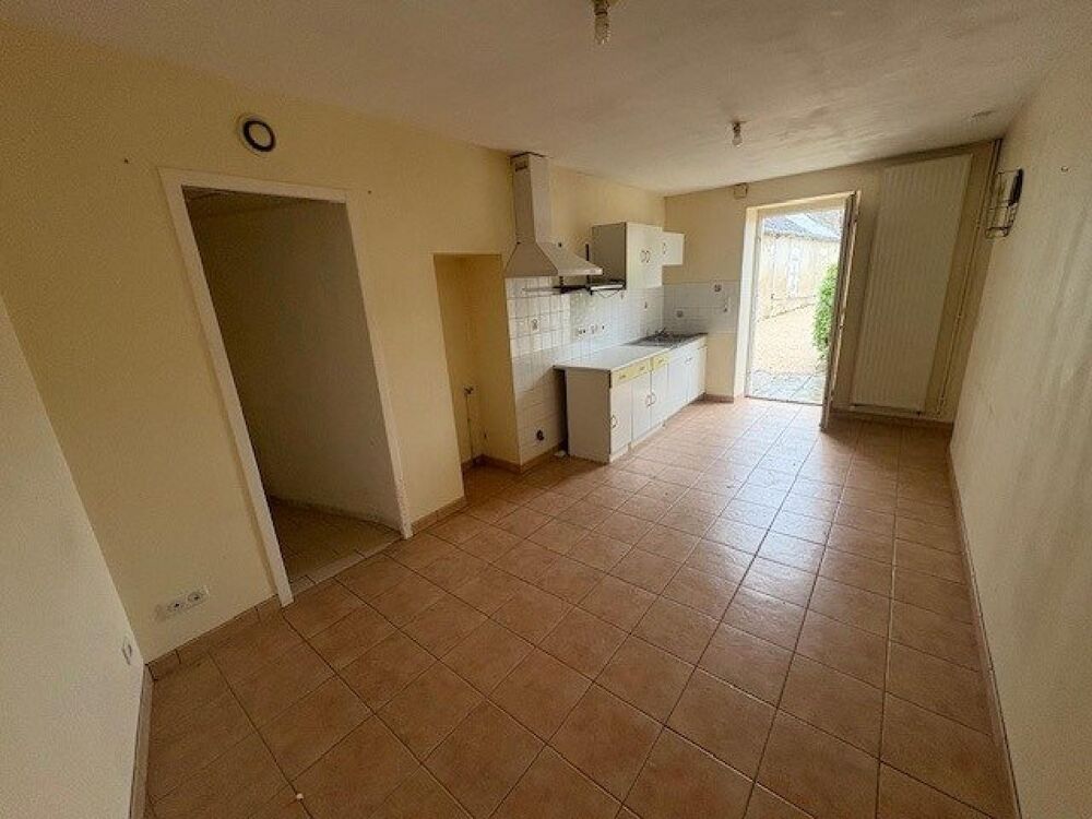 Vente Maison Appartement de 37m² et local commercial de 56m² Clion