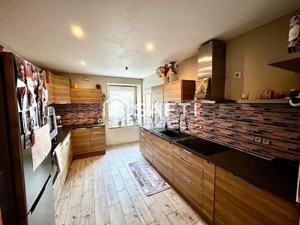 Maison T5 de 145 m2 avec appartement en sous-plex T2 de 45 m2
