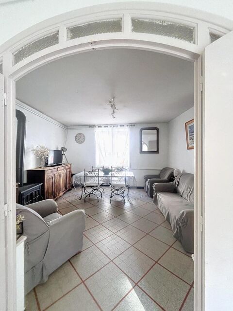   A SAISIR Belle maison familiale au coeur du jolie village de la Souche Maison - 6 pi�ce(s) - 137 m�