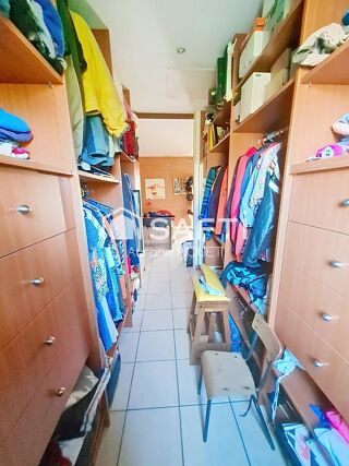  Maison � vendre 4 pi�ces 150 m�