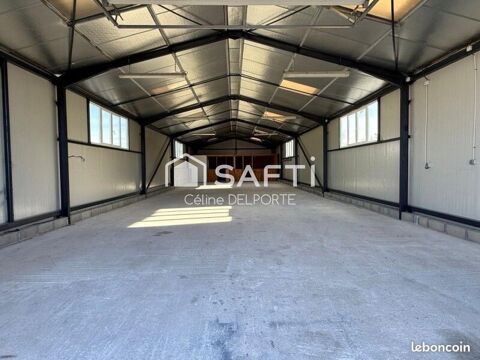   Entrepôt / atelier 240 m² avec bureaux et parking – La Teste 
