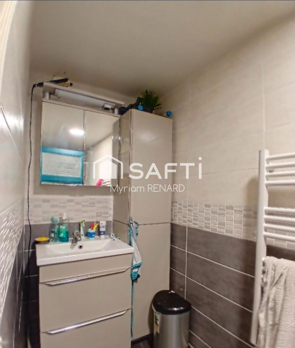 Investissement locatif sécurisé: Maison T3 louée, emplacement stratégique à Saintes !
