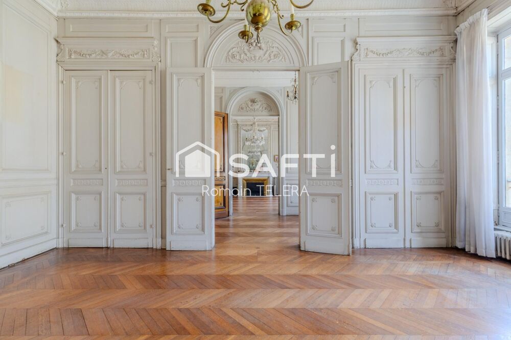 Vente Appartement Bordeaux hypercentre / Place du Palais : T5 haussmannien à rénover de 173 m² - ascenseur - 2 parkings - cave Bordeaux
