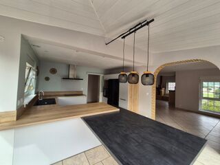  Maison  vendre 6 pices 219 m