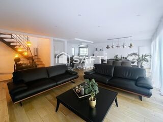  Maison  vendre 7 pices 205 m