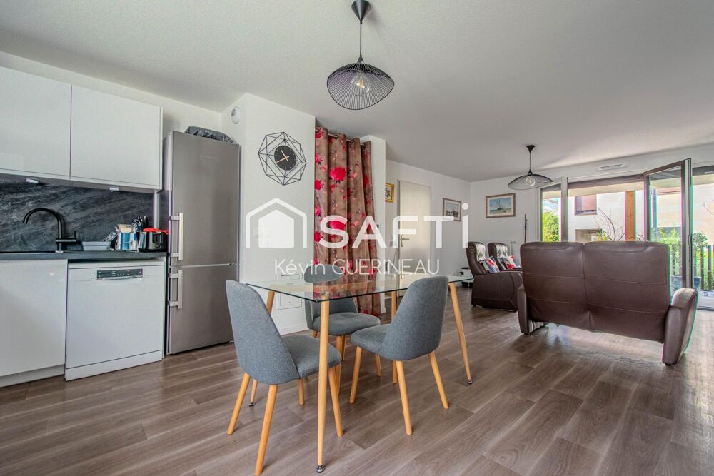 Appartement de 2025 Floirac centre, grande loggia et parking souterrain
