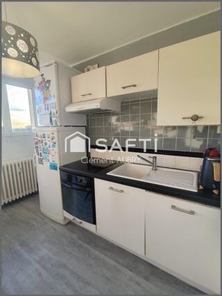  Appartement � vendre 5 pi�ces 85 m�