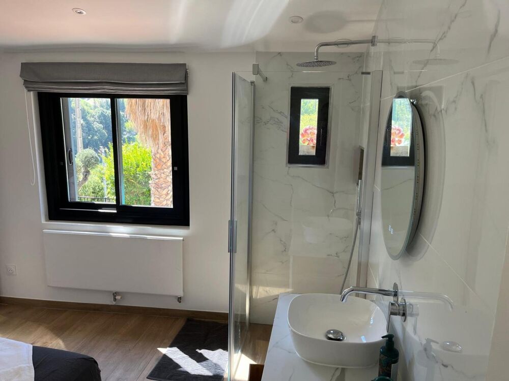 � vendre  Maison Cassis (13260)