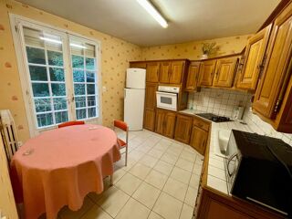  Maison  vendre 8 pices 140 m