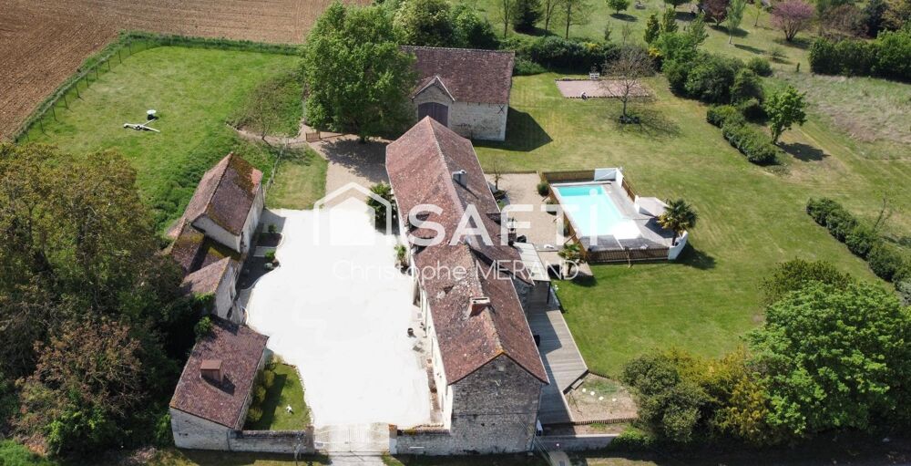 Très belle propriété à DANGE SAINT ROMAIN