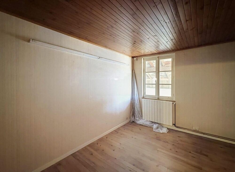 Vente Maison Plateau 88 m² à aménager avec terrasse couverte Chatenay