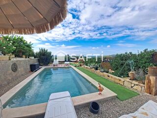 Vente Maison Maison provençale de 5 pièces avec piscine et terrasse vue panoramique à 180° Draguignan