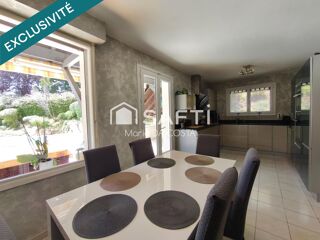  Maison à vendre 8 pièces 207 m²