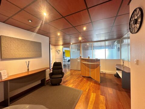 Toulouse � Boulevard d'Atlanta � Bureaux lumineux avec terrasses et 4 stationnements privatifs 350000 31200 Toulouse