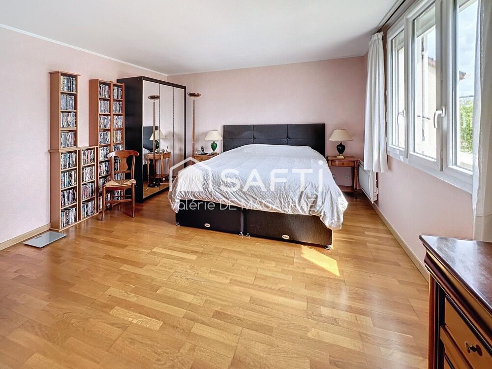   Voisins-le-bretonneux