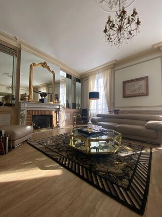  Maison � vendre 12 pi�ces 340 m�