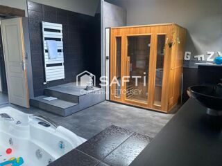  Maison à vendre 8 pièces 228 m²