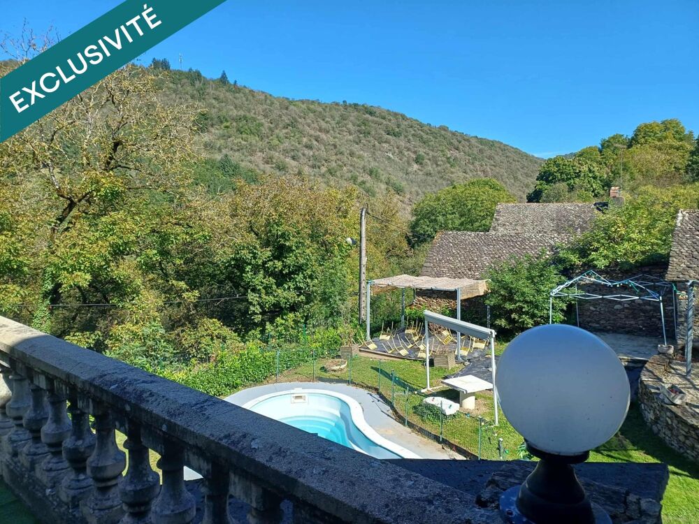 Située à Prévinquières, petit village touristique de l'Aveyron, au centre d'un triangle formé par les villes de Toulouse, Clermo