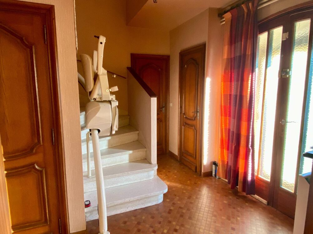 Vente Maison Maison de ville avec garage et jardin attenant Aussillon