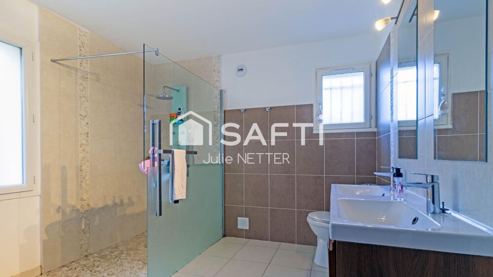 � vendre  Maison Roquebrune-sur-Argens (83520)