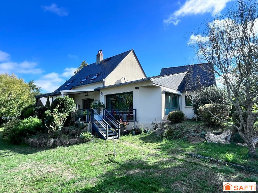 Belle maison traditionnelle de 172 m2 avec jardin de 2350 mètres et dépendance- Blaison-Gohier