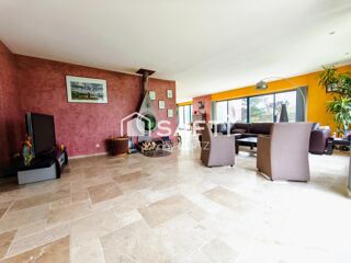  Maison à vendre 8 pièces 245 m²