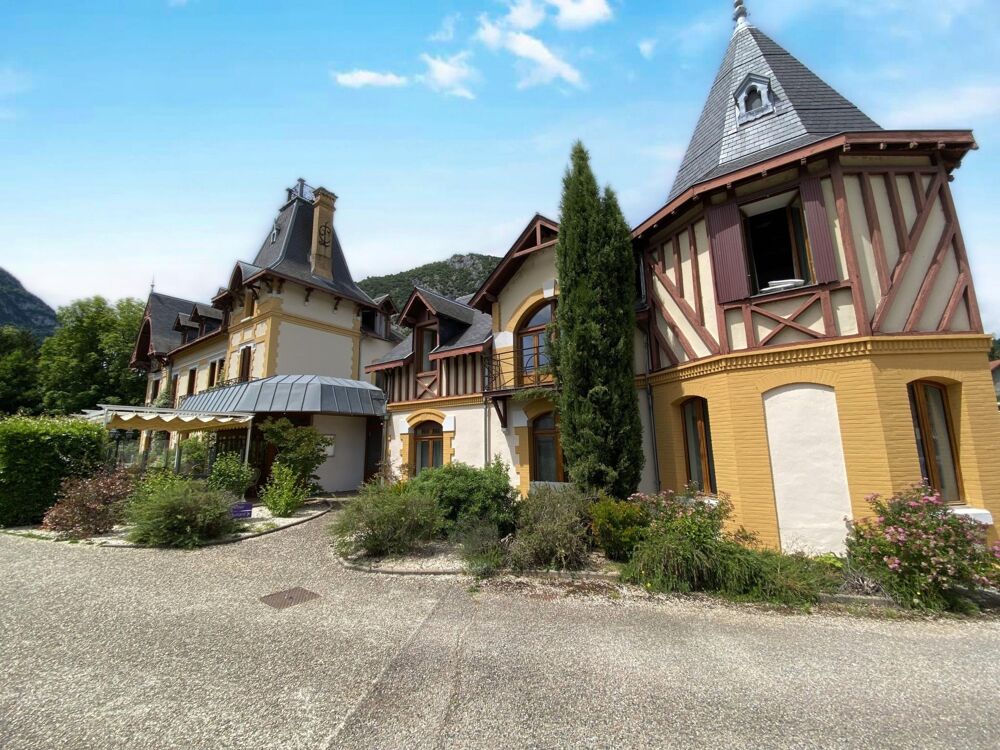Propriété d'exception, 15 chambres, 1000m2
