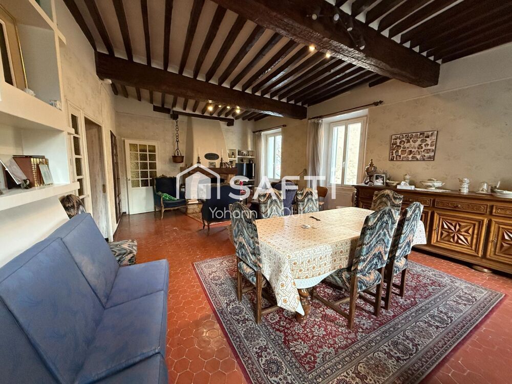 Maison de village 242m² + jardin - Idéal investisseur - Fort potentiel locatif.