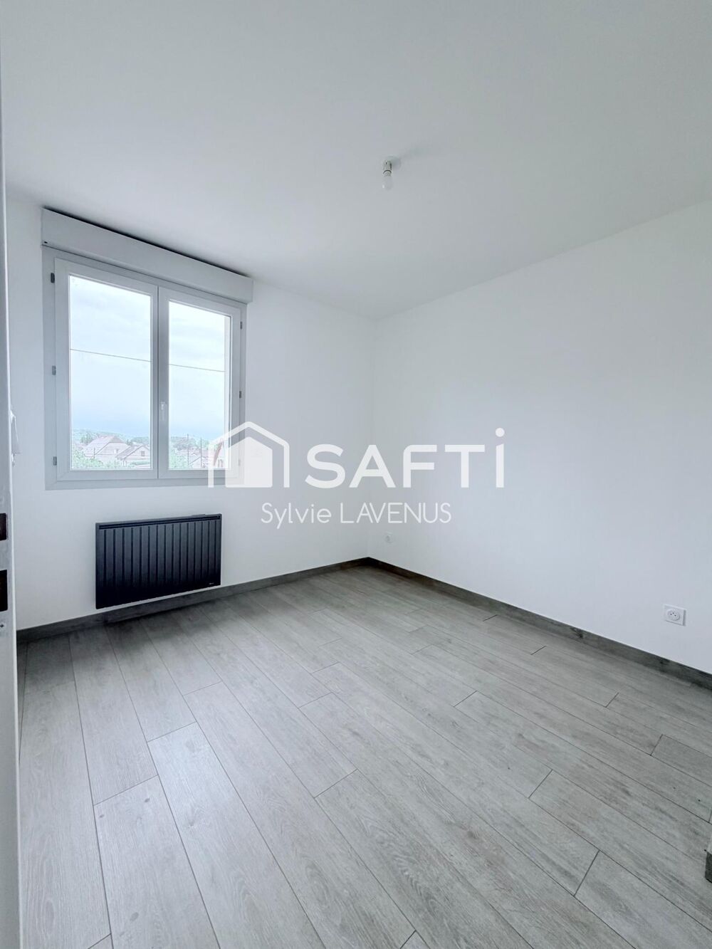 Vente Maison A CROUY 02, MAISON DE 2024 5 P. AVEC 4 CHAMBRES SUR UN TERRAIN DE 150 M2. Crouy