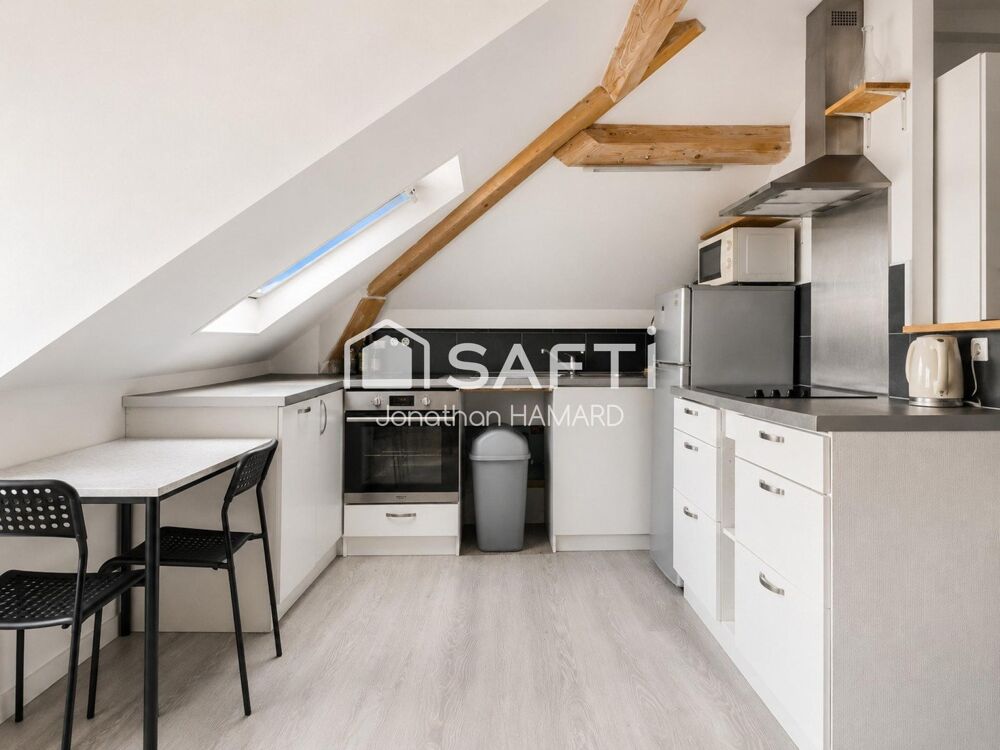 Vente Appartement Nantes centre-gare : le charme d'un dernier étage au calme. Nantes