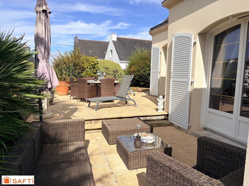 Vente Maison MAISON DE 177 M2, 5 CHAMBRES SUR TERRAIN D'ENVIRON 1000 M2 Locminé
