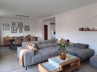  Appartement à vendre 6 pièces 146 m²