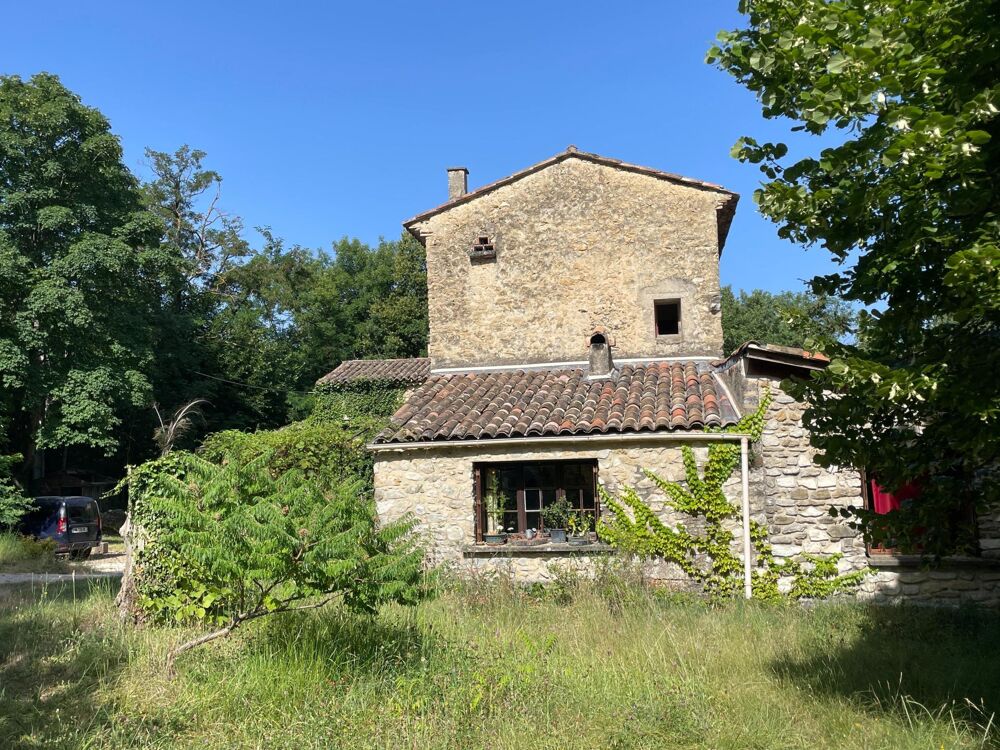 Vente Maison Authentique ferme bio avec eau de source sur 1,3 hectare Dieulefit