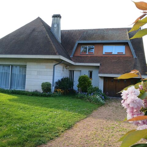   Matériaux de belle qualité / quartier très calme Maison - 6 pièce(s) - 145 m²