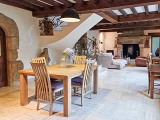  Propriété/château à vendre 10 pièces 226 m²