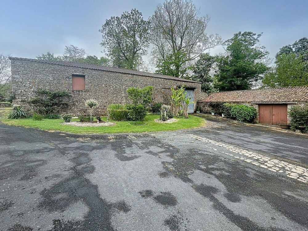 Vente Maison Bien rare aux multiples possibilités Saint-laurent-sur-sevre