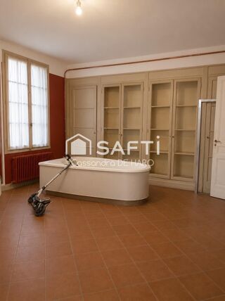  Maison à vendre 10 pièces 310 m²