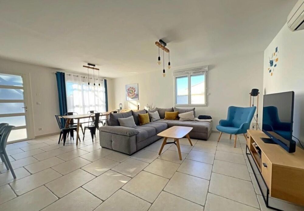 Vente Maison Maison 5 pièces 87 m² Eyguières