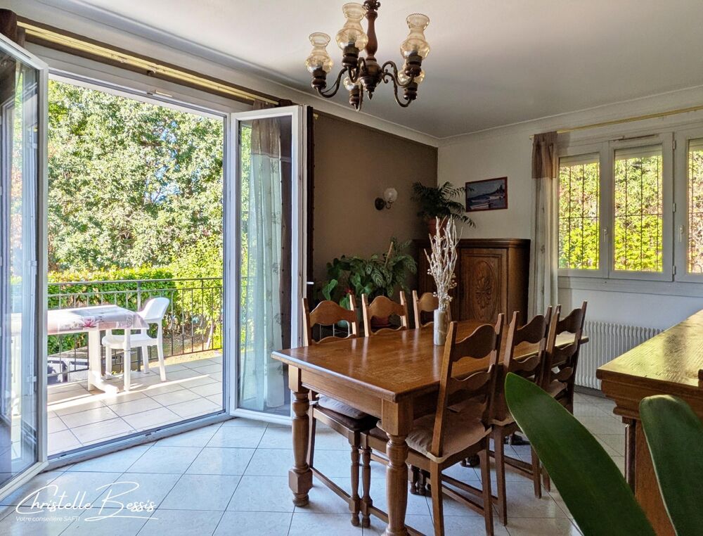 Vente Maison Maison familiale, 4 chambres, jardin et s/sol total Villecresnes
