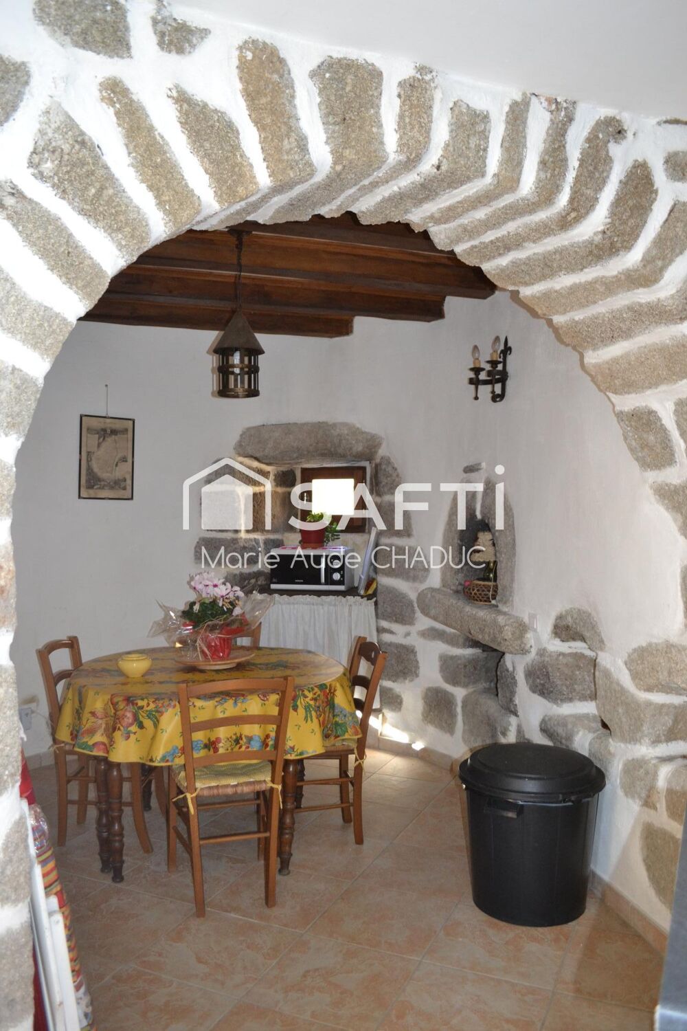 � vendre  Propri�t�/ch�teau Malarce-sur-la-Thines (07140)