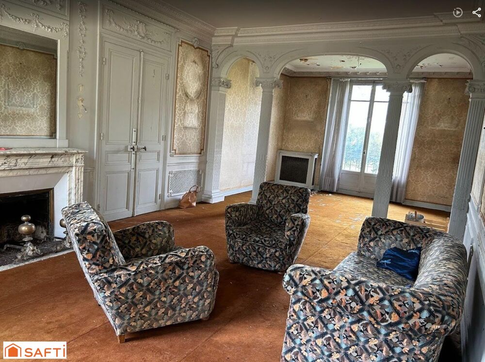 Élégante maison bourgeoise en meulière avec jardin