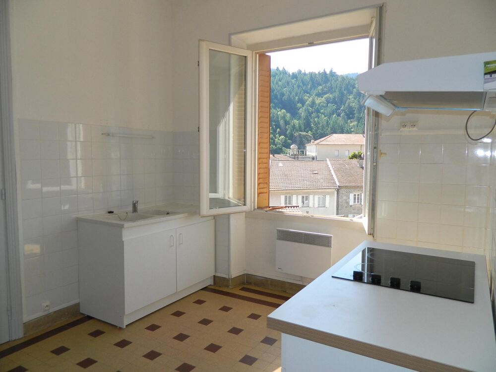 Agréable appartement lumineux de 63 M² env. avec vue.