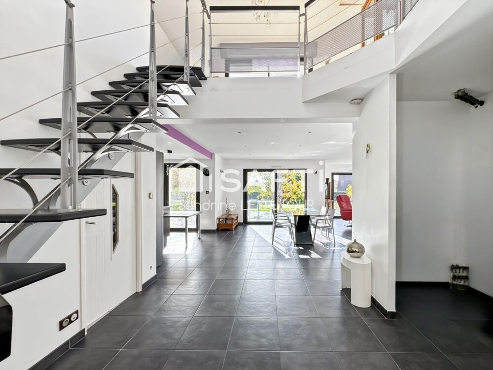 Maison contemporaine 169 m2 avec grand jardin