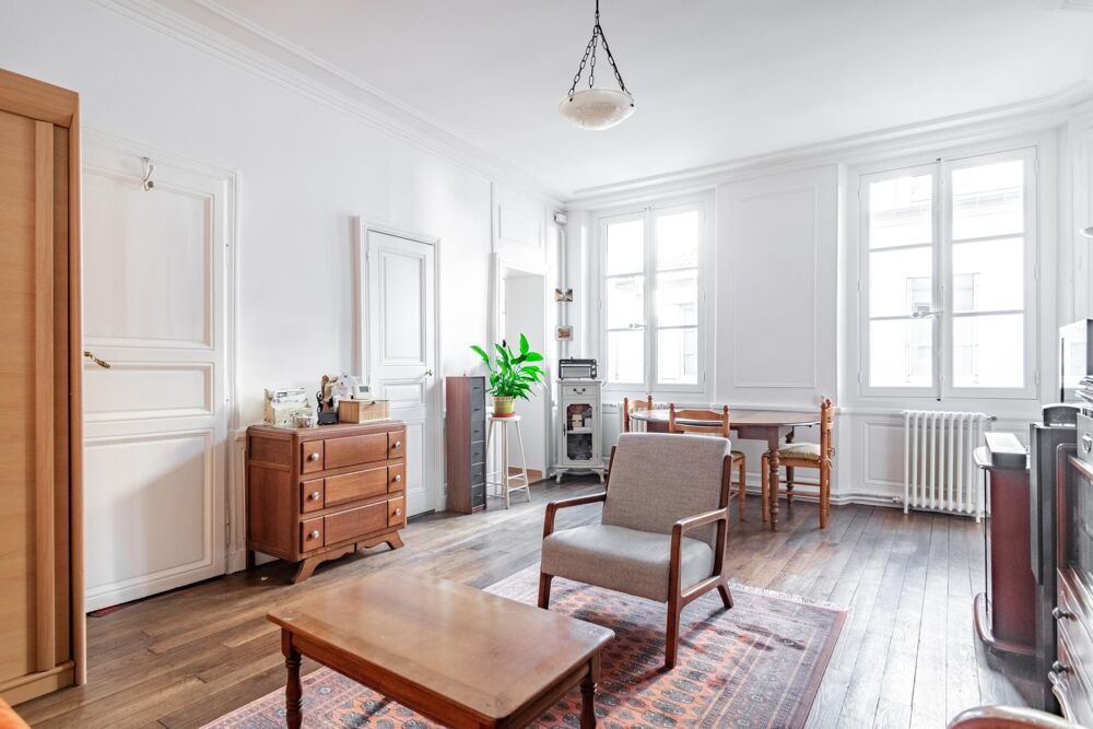 Vente Appartement Bel appartement ancien, central et au calme Versailles