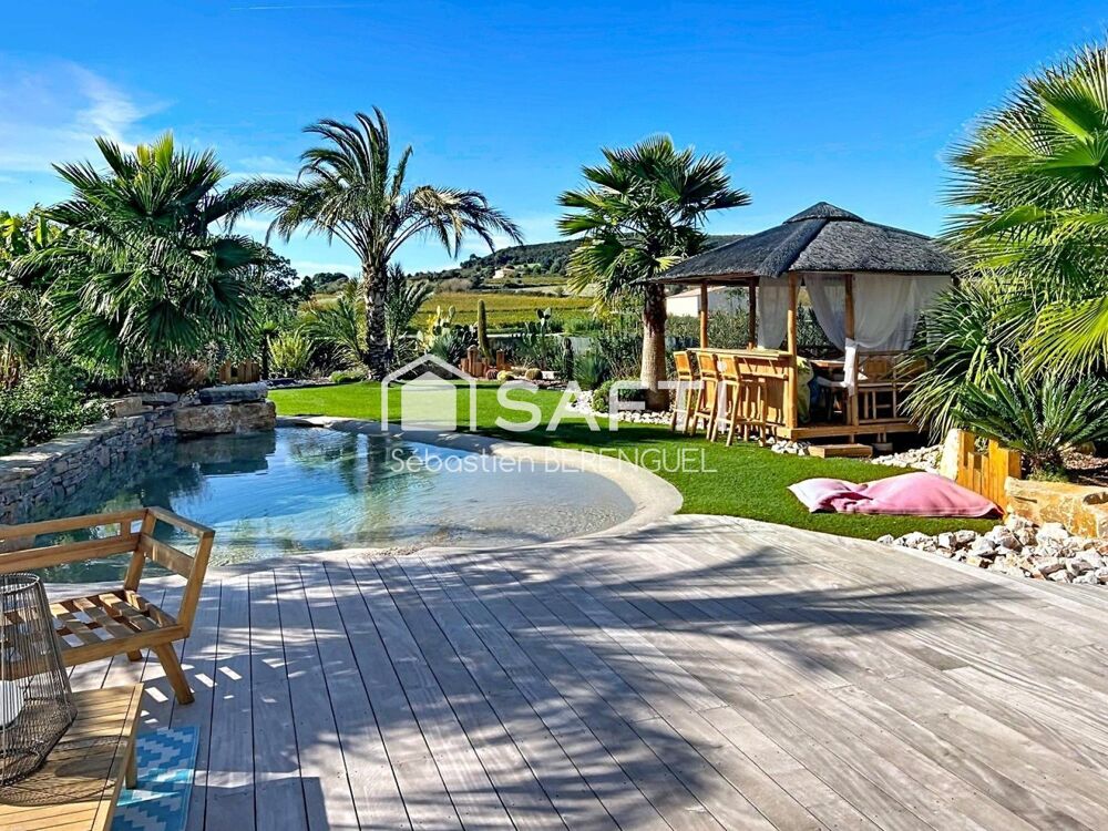 Villa contemporaine avec lagon tropical  sans vis-à-vis  coup de coeur assuré
